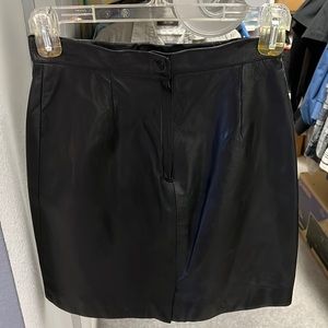 Avita genuine leather pencil skirt from the 80s✨